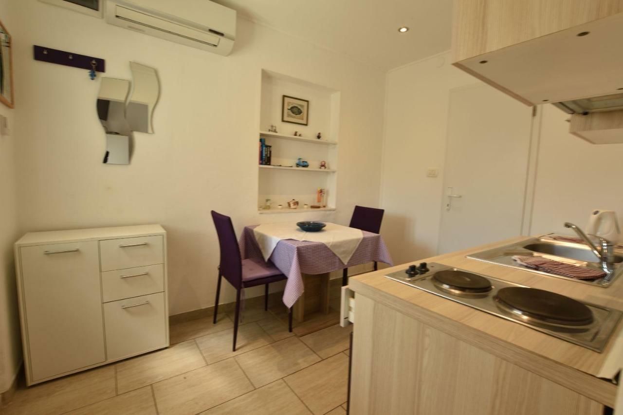 Apartments Dragica Primosten Luaran gambar